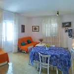 Stupin Celine 10321b Apartman Rogoznica