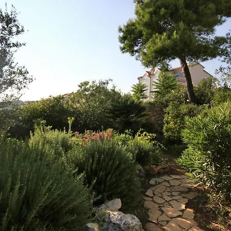 Stupin Celine 10321b Rogoznica (Sibenik-Knin)