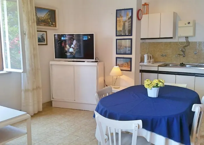 Stupin Celine 10321b * רוגוזניצה